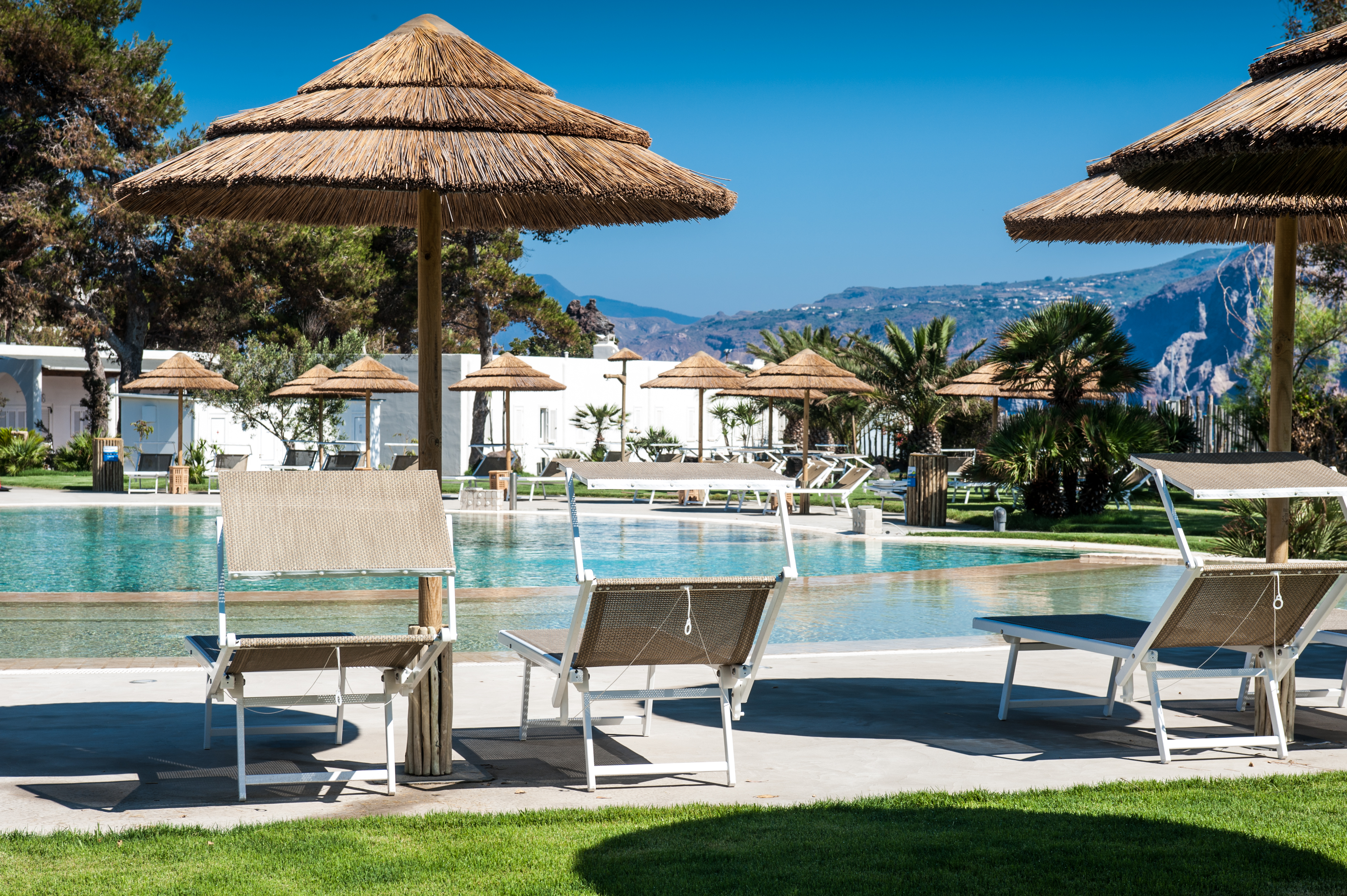Luxury Hotels with Pool in Italy